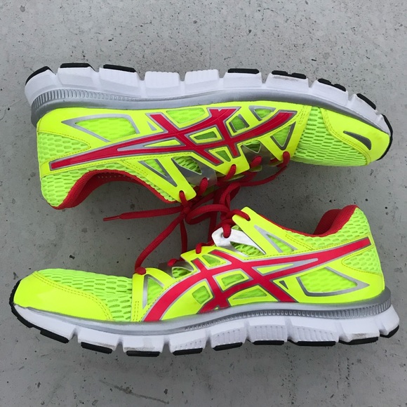 asics neon yellow running shoes